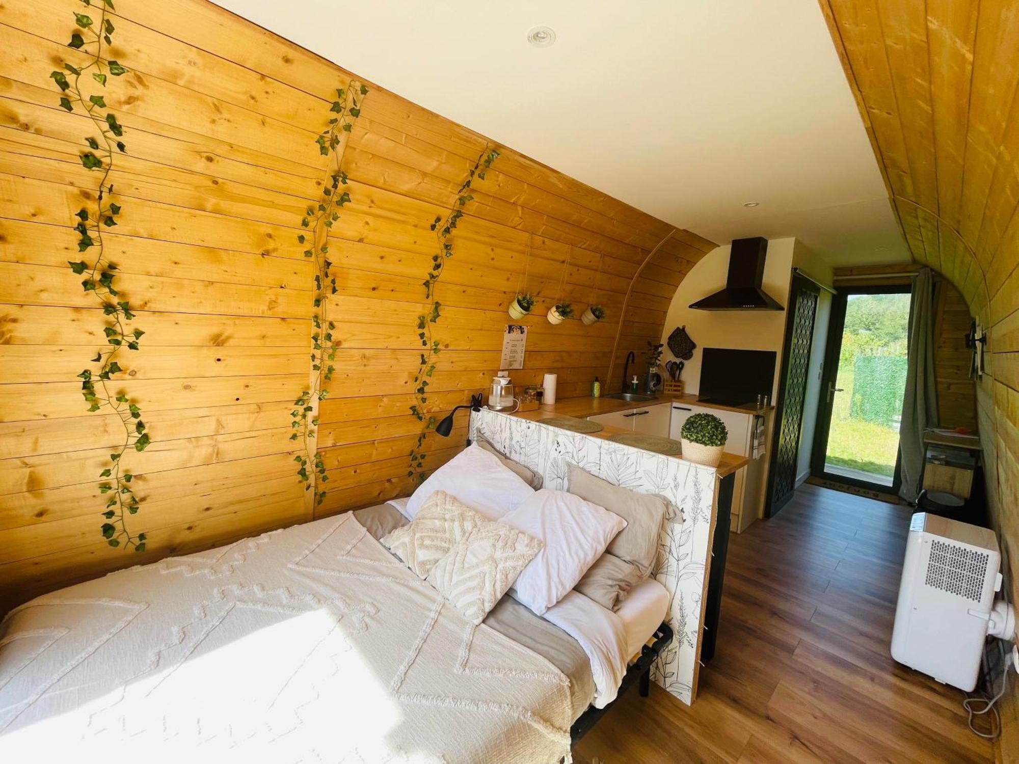 Logement Insolite : La Ruche Verte Monts-sur-Guesnes المظهر الخارجي الصورة